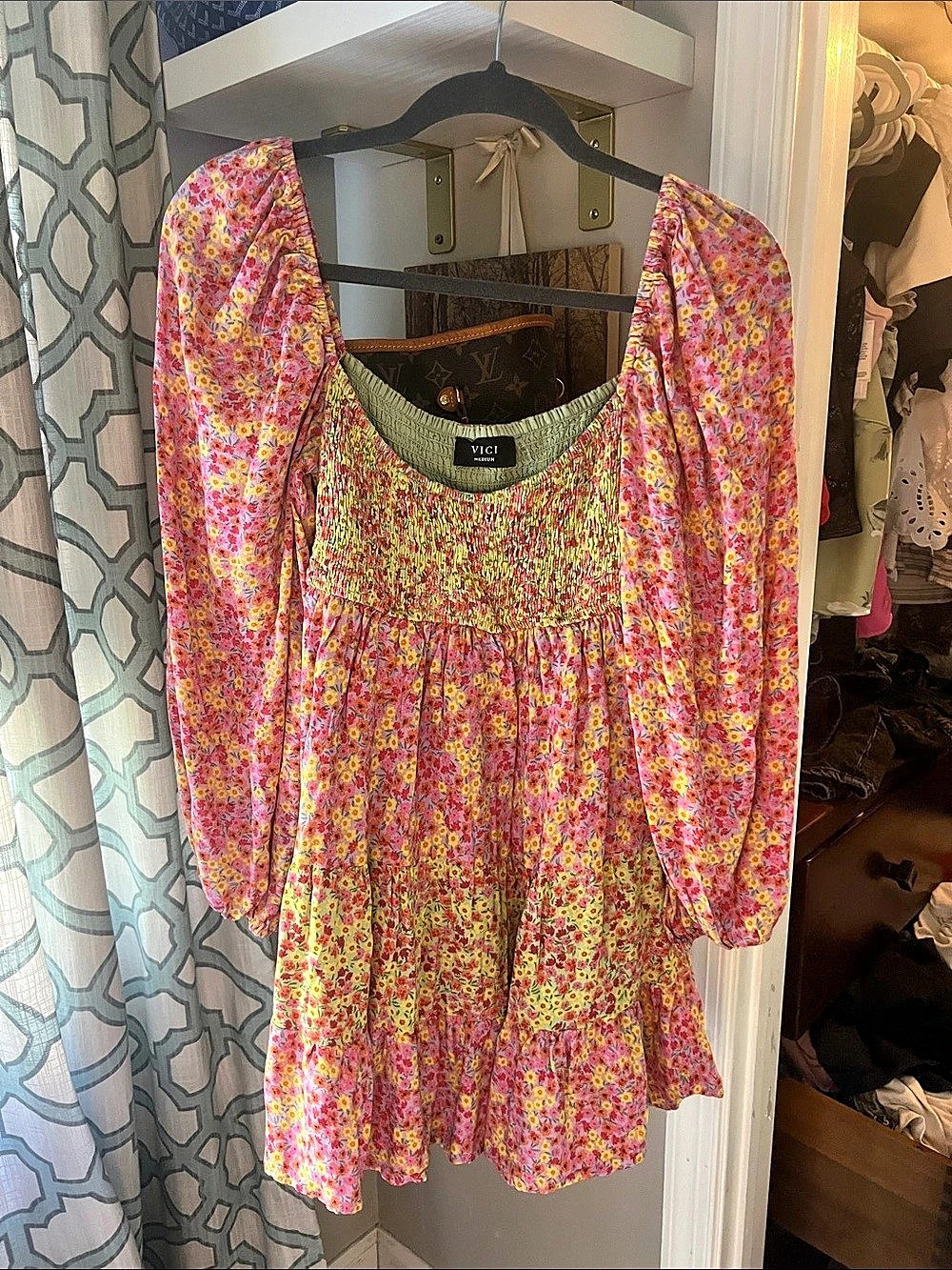 VICI Floral Mini Dress in Pink & Green Size Medium Like New